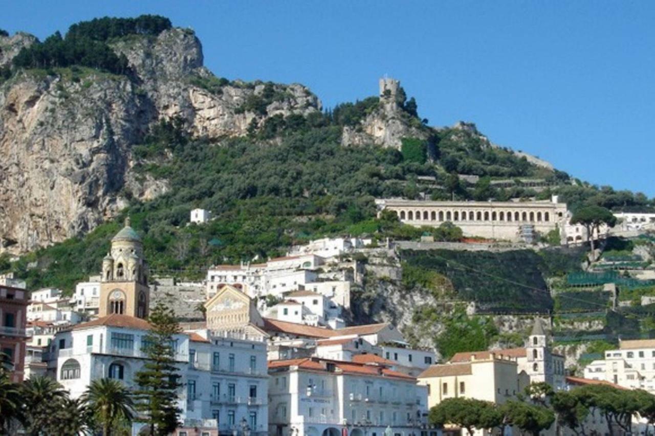 Romantic Getaway In The Heart Of Amalfi Exterior foto